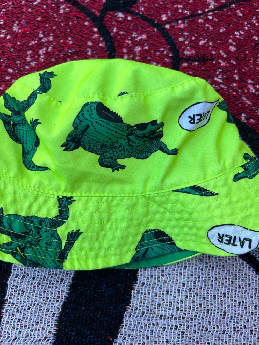 CARTERS GREEN ALLIGATOR GRAPHIC BUCKET HAT SIZE 4-8 KIDS